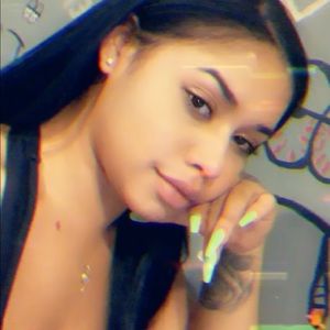 Meet your Posher, Jillian